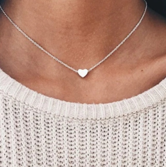 Jewelry - 6/$30 Dainty Silver Heart Necklace